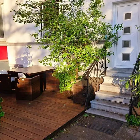 120m2-eigener Eingang, 3parkplatze,2 Bader, 2tvs,terrasse 오버하우젠