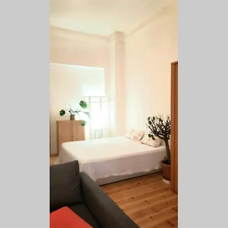 아파트 120m2-eigener Eingang, 3parkplatze,2 Bader, 2tvs,terrasse
